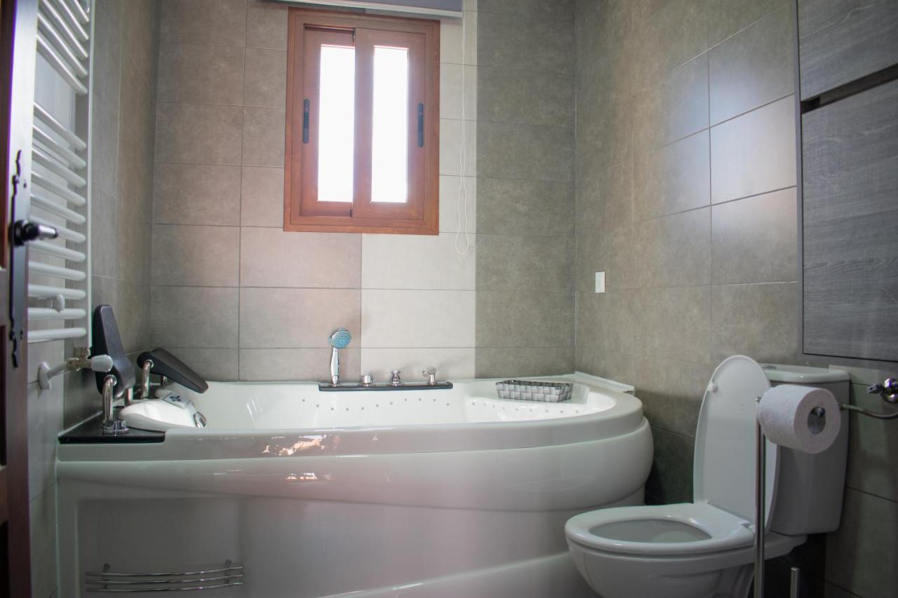 Apartamentos Cerezo La Codosera Екстер'єр фото