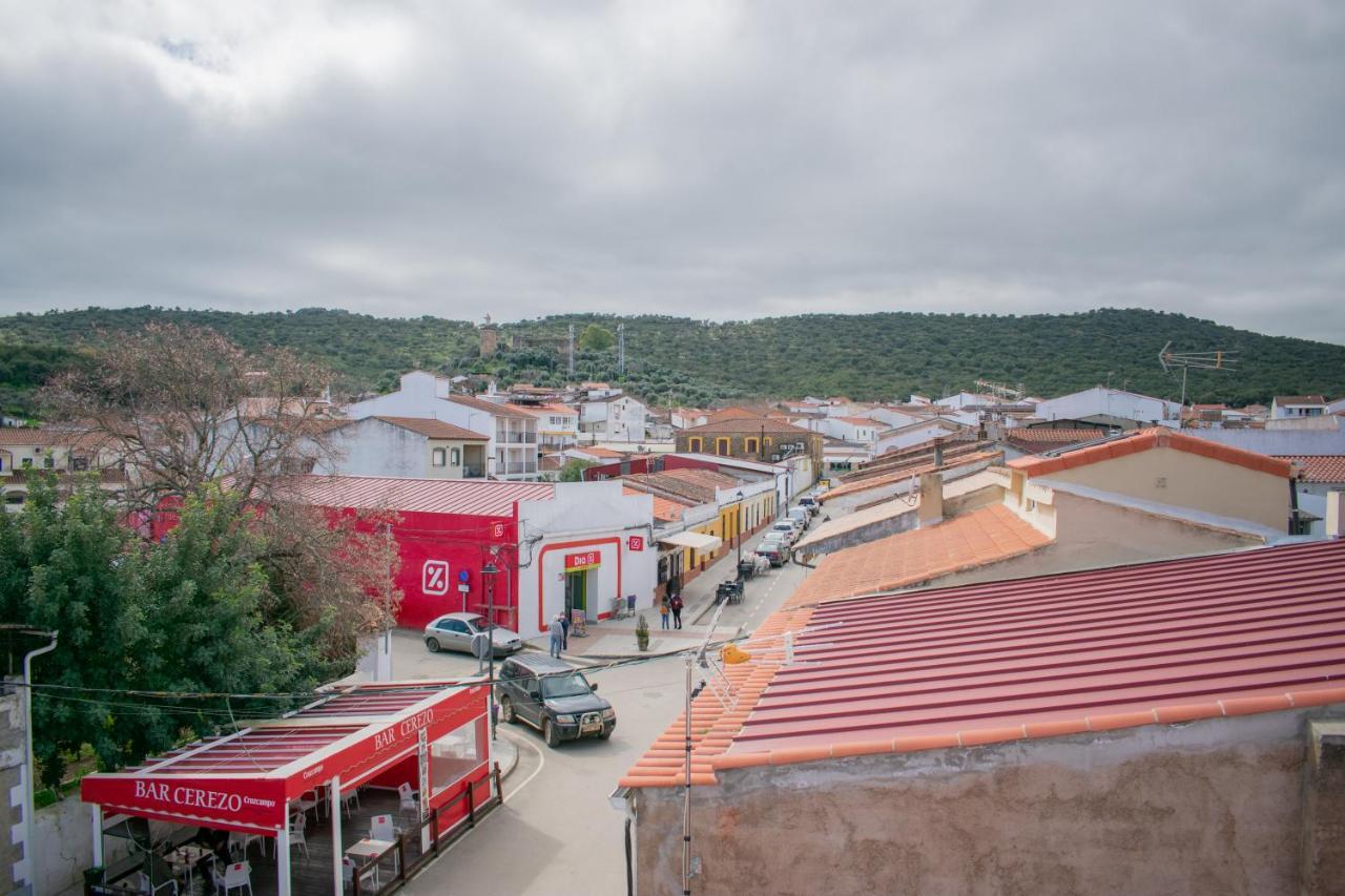 Apartamentos Cerezo La Codosera Екстер'єр фото