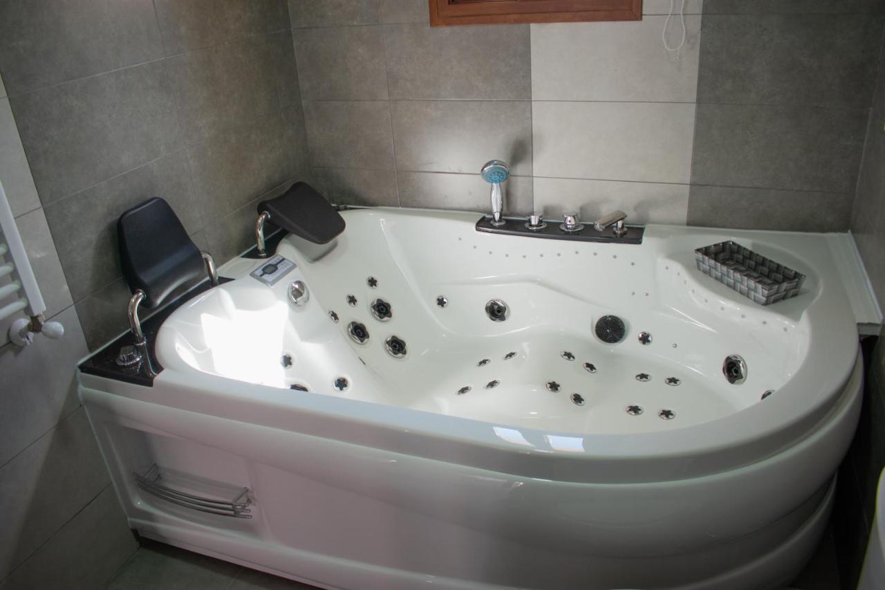 Apartamentos Cerezo La Codosera Екстер'єр фото